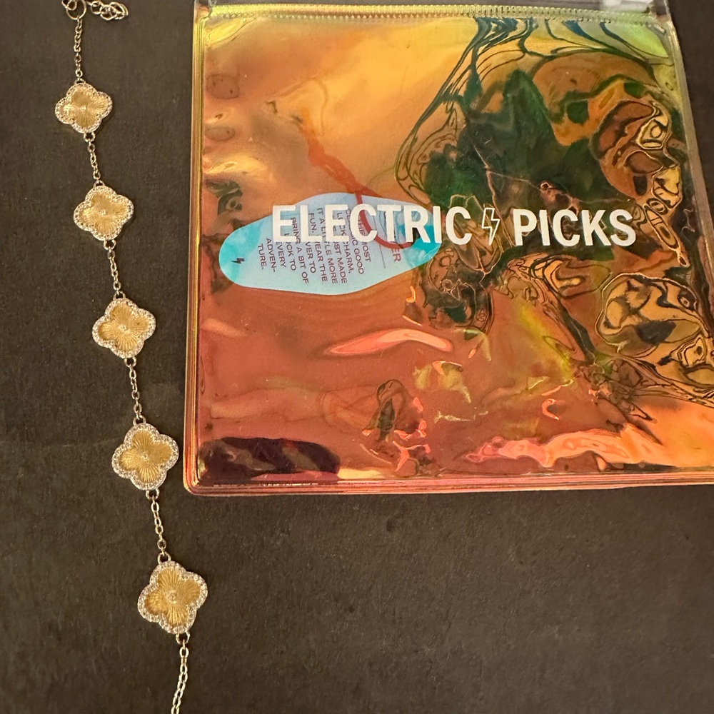 Electric Pick Icon Bracelet